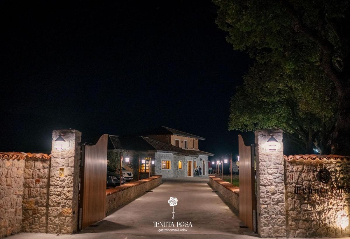 Tenuta Rosa - Gastronomia E Relax Montesano Scalo Ngoại thất bức ảnh